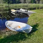 Tihase Puhkemajake *