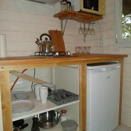 Lodge Tihase Puhkemajake Παρνού