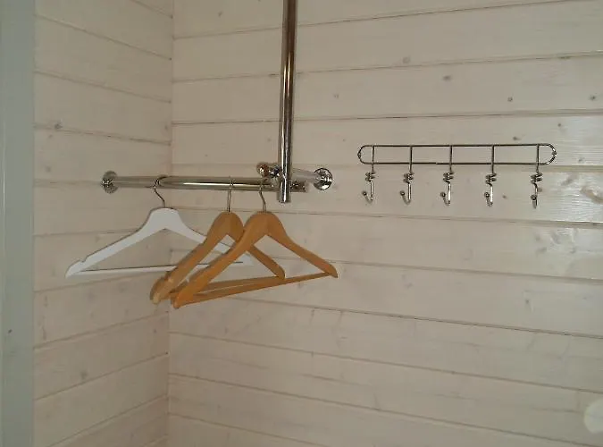 Tihase Puhkemajake Orman Evi Pärnu